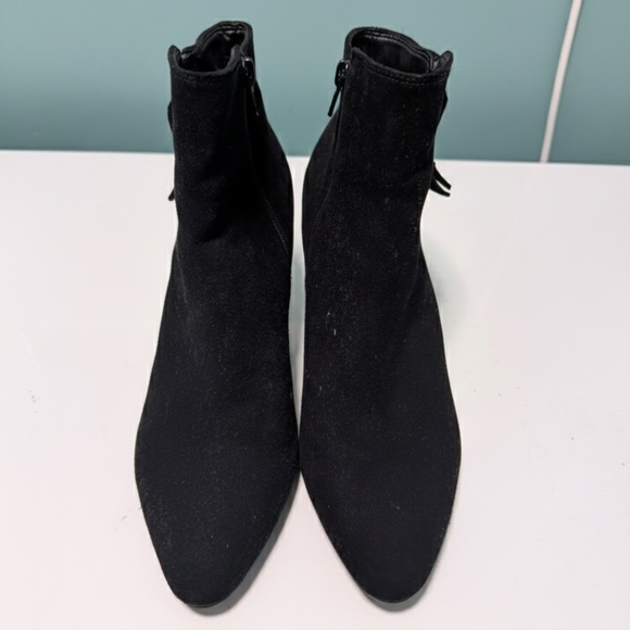 Women's Black Bootie - Picture 2 of 2